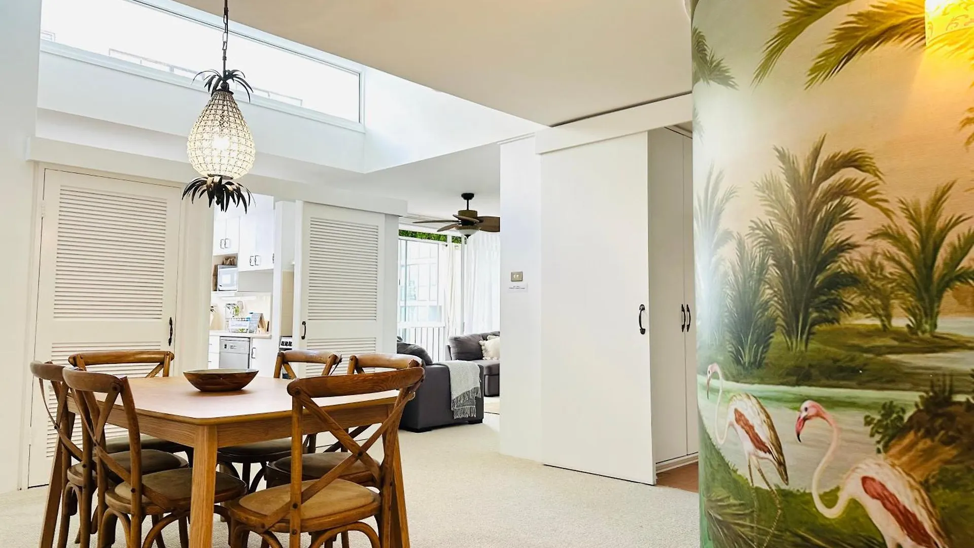 3 Bedrooms With Views Over Kirra! Gold Coast