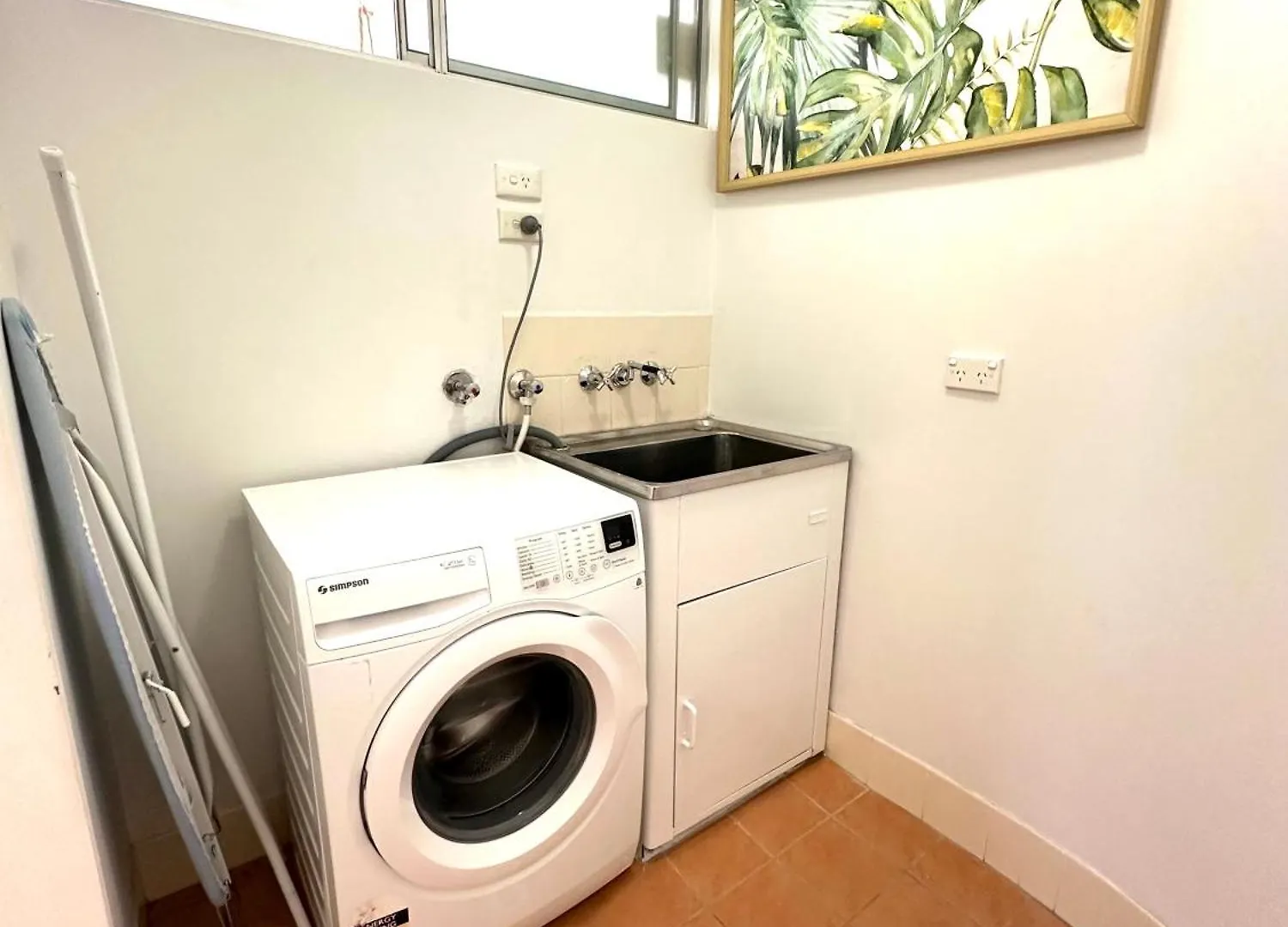 Apartment 3 Bedrooms With Views Over Kirra! Gold Coast